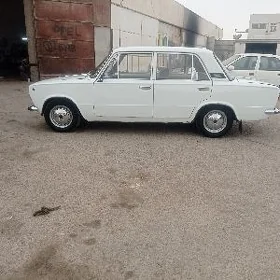 Lada 2104 1986