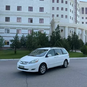 Toyota Sienna 2009