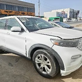 Ford Explorer 2021
