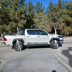 Odelka hilux