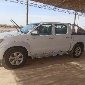 Toyota Hilux 2010