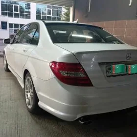Mercedes-Benz C350 2009
