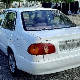 Toyota Corolla 2000