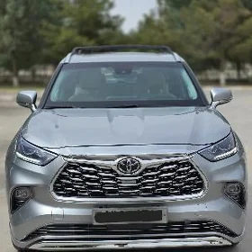 Toyota Highlander 2020
