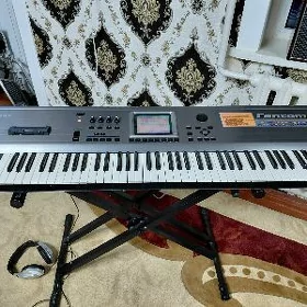 Roland Fantom fa 76