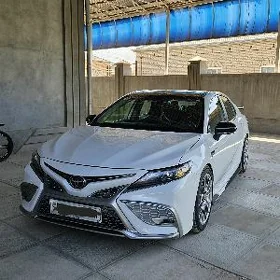 Toyota Camry 2022