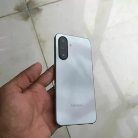 Samsung A17 6/128gb
