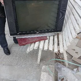 LG televizor