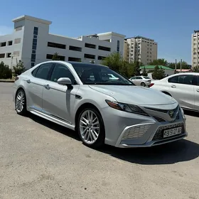 Toyota Camry 2022