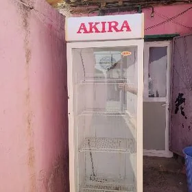 AKIRA witrina Haladilnik