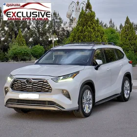 Toyota Highlander 2021