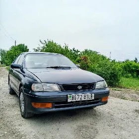 Toyota Corona 1995