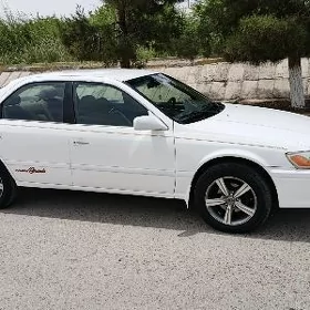 Toyota Camry 2000