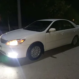 Toyota Camry 2004