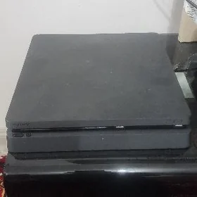 ps4 slim