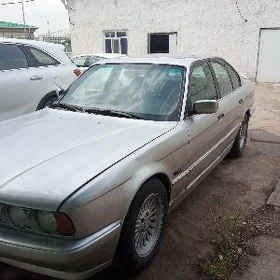 BMW 525 1990