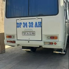 ПАЗ 3205 1990