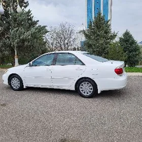 Toyota Camry 2005