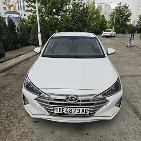 Hyundai Elantra 2020