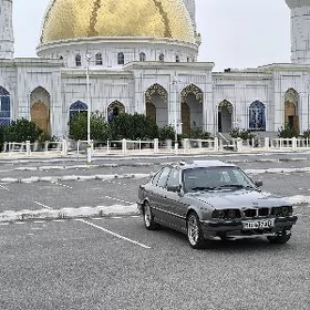 BMW 525 1993