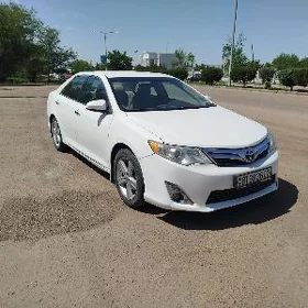 Toyota Camry 2012