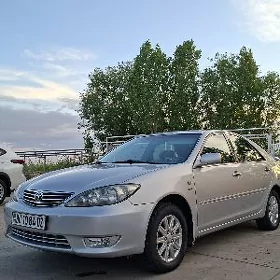 Toyota Camry 2005