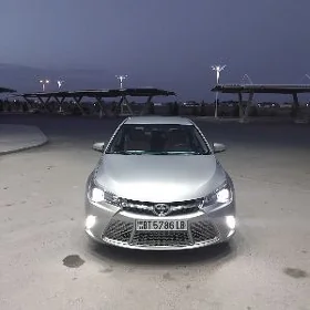 Toyota Camry 2015