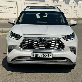 Toyota Highlander 2023