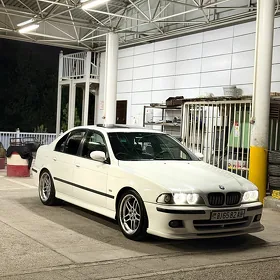 BMW E39 2001