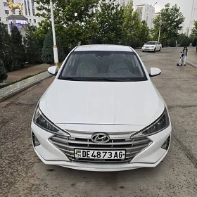 Hyundai Elantra 2020