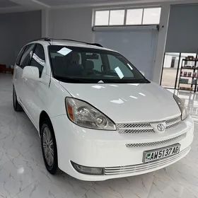 Toyota Sienna 2005