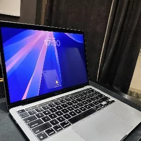 Macbook Pro M1 8/512