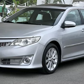 Toyota Camry 2013