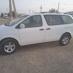 Toyota Sienna 2001