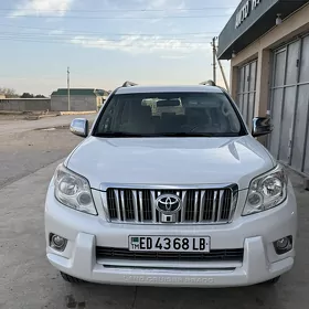 Toyota Land Cruiser Prado 2013