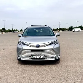 Toyota Sienna 2023