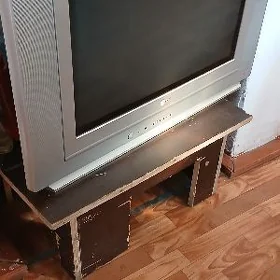 Телевизор
