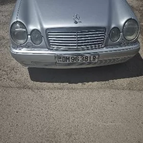 Mercedes-Benz C320 1999