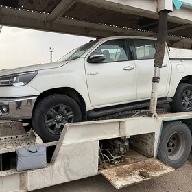 Toyota Hilux 2021