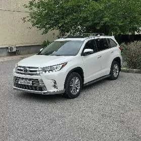 Toyota Highlander 2018