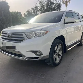 Toyota Highlander 2013