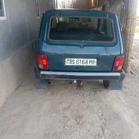 Lada Niva 2004