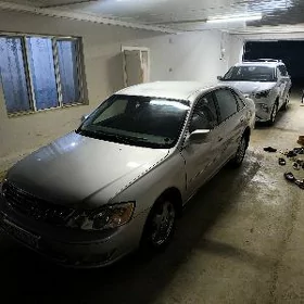 Toyota Avalon 2001