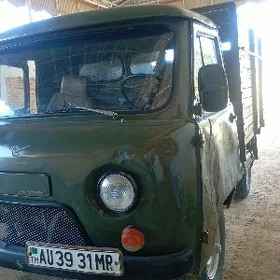 UAZ 469 1987
