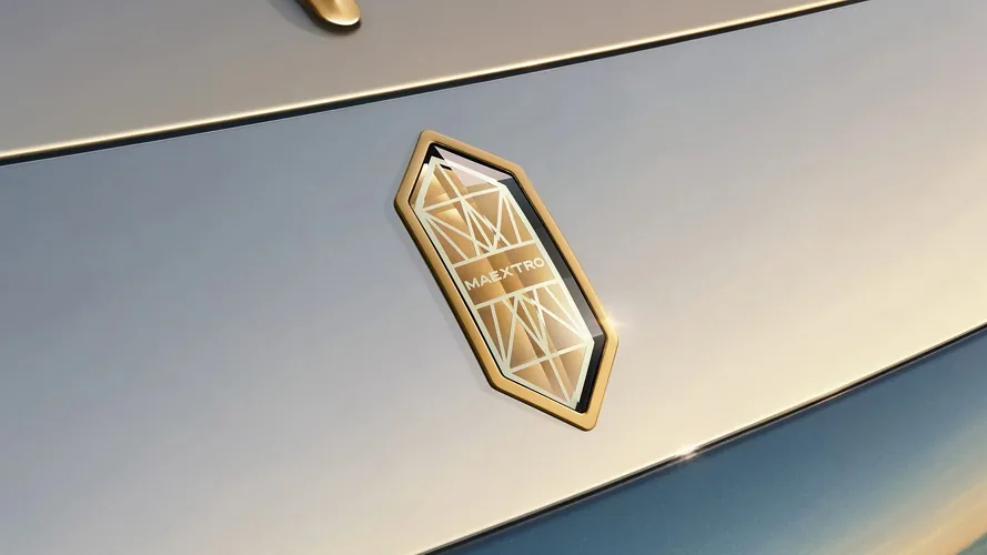 Люксовый китайский седан составит конкуренцию Rolls-Royce за половину его цены - img 3