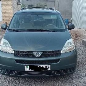 Toyota Sienna 2003