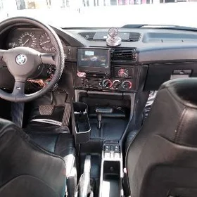 BMW 525 1992