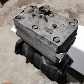 Kompressor