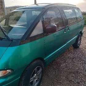 Toyota Previa 1992