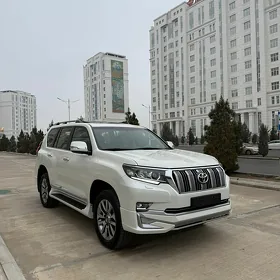 Toyota Land Cruiser Prado 2023